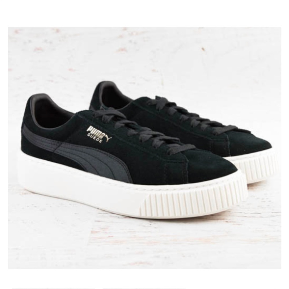 BRAND NEW PUMA PLATFORM SNEAKERS